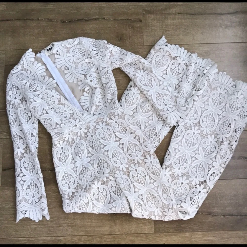 Stone Cold Fox White Crochet Lace Flare Jumpsuit with Deep V - Picture 3 of 5